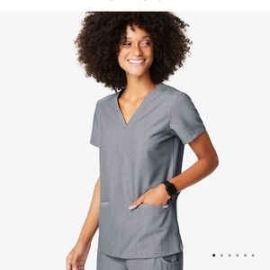 Figs Casma Three Pocket Scrub Top